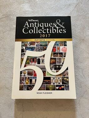 Warman's Antiques & Collectibles 2017